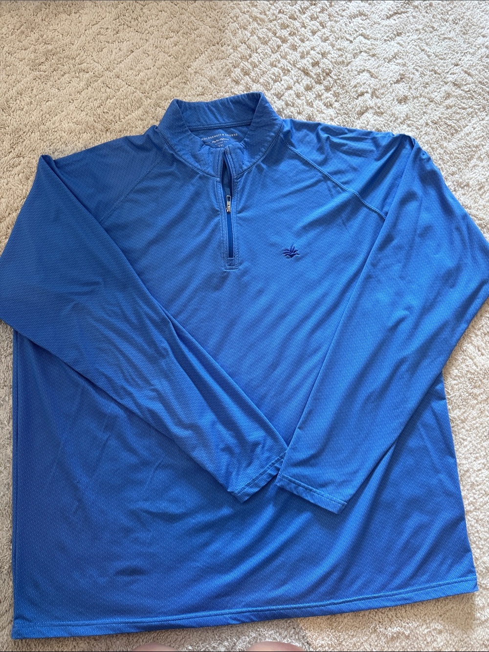 Men's Long-Sleeve Blue Quarter-Zip Performance Pullover